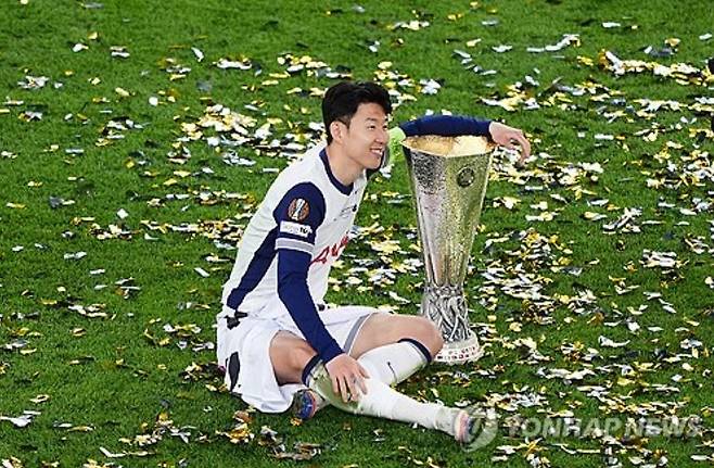 '이럴 수가' 한국 3-7 일본…韓 압도 당했다, 아시아 베스트11 日 점령→나머지 한 명은 누구?