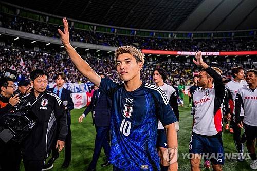'이럴 수가' 한국 3-7 일본…韓 압도 당했다, 아시아 베스트11 日 점령→나머지 한 명은 누구?