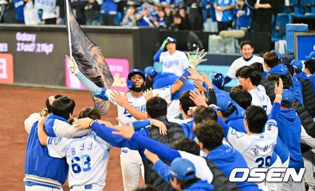 ‘타율 .000→.375, 홈런까지 터졌다’ 한화 떨고 있니? 50홈런-158타점 괴물타자 부활, 최강 원투펀치도 잡을까