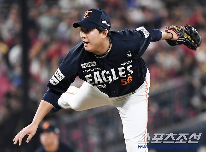 [오피셜]'연습 경기까지 등판한 김종수 왜 빠졌나?' 한화 결단, 삼성도 '0G 베테랑' 뺐다