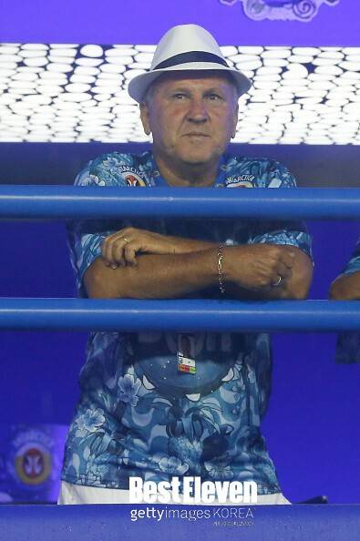 '브라질 전설'이 밝힌 韓日 맞상대 차이점...