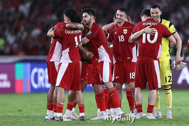 '대표팀 망치고 떠났다' 신태용 감독 후임 맹비난…인도네시아 경질 발표