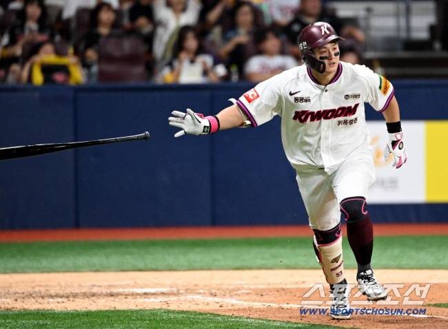 '짐 싸서 나가고, 눈물의 충격 이적 또 나오나' 11월 19일, 2년만에 상자가 열린다