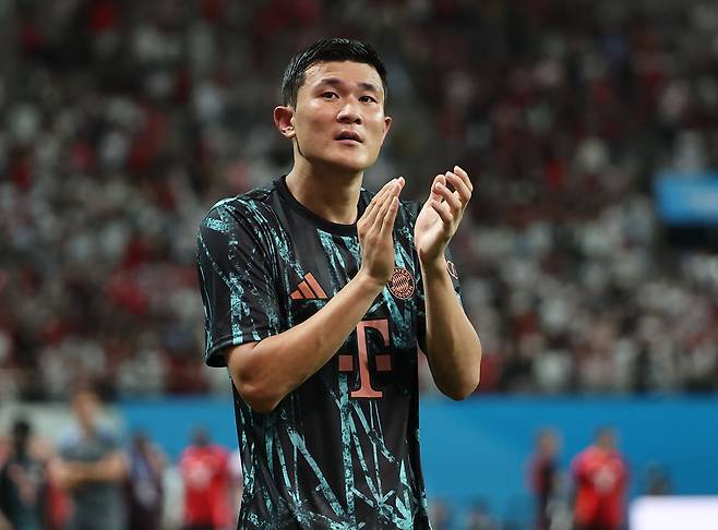 ‘대충격’ 김민재 ‘영입 조건 공개’ 300억 연봉 포기하면 ‘이태리 명문’ 움직인다···“KIM 영입 원하지만, 수비수가 급여 너무 비싸”