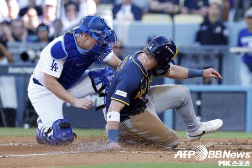 밀워키 신인 에이스 극복한 다저스, 이제 WS까지 1승 남았다 [MK현장]