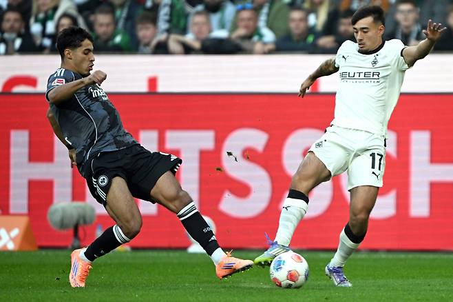 [오피셜] 韓 최고의 공식발표...'최초 혼혈 국대' 카스트로프, 이달의 선수상 수상 '분데스 완벽 적응 성공'