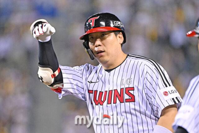 김현수와 박해민이 FA 시장 다크호스? 강백호·박찬호만 있는 게 아니다…LG 왕조, 두 마리 토끼를 잡아야 한다