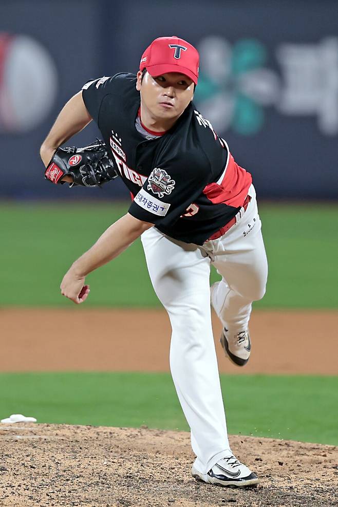 KIA 이 선수에 또 속아보나… 가을만 되면 나타나 기대감 UP, 내년 KIA 구세주 될 수 있을까