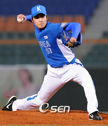 '前 히어로즈 투수' 조용훈, 아파트서 떨어져 숨져... '향년 38세'