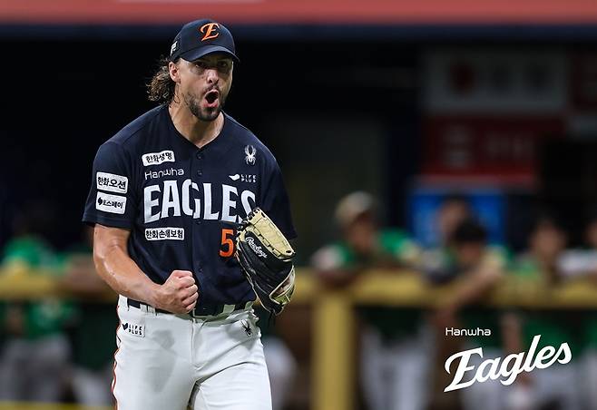 '한화 2선발'은 배탈 걱정 없겠다…등판 앞두고 참은 음식은 튀김, 경기 전날은 건강식으로