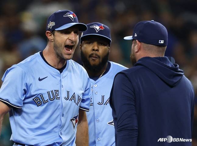 41세 슈어저, 45세 감독에 '나 바꾸지마' 호통→승리 직후 사령탑