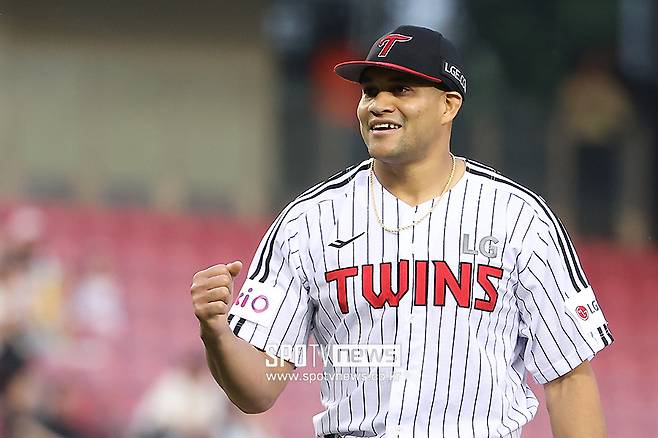 롯데 망친 이 선수, 두산 멘붕 빠뜨린 이 선수… 남은 LG 이 선수는 KS 우승 이끌까