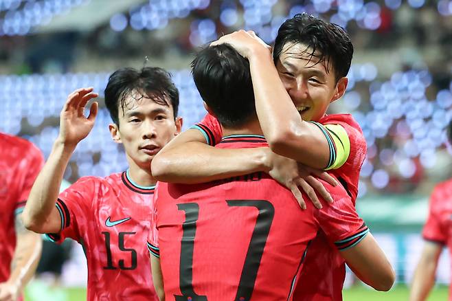 '손흥민 EPL 단기 복귀' 때문에 英 뒤집어졌다→