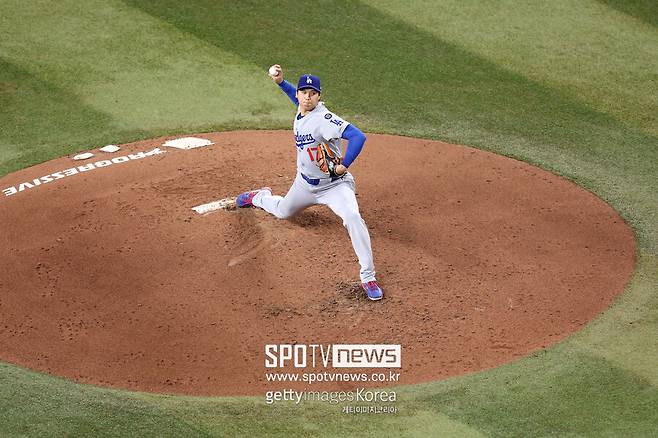 뭐? 랜디 존슨이 'MLB 역대 최초 기록' 오타니 홈런공을 잡았고 절대 안 판다고? 실화는 실화인데