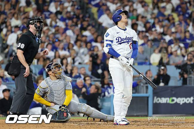 ‘ML 최초, 진짜 미쳤다’ 오타니 분노의 홈런 3방→KKKKKKKKKK 괴력투…이게 정녕 실존인물인가