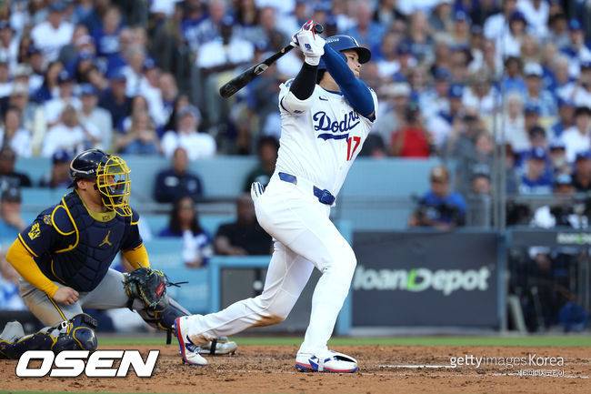 만화도 이렇게 하면 욕 먹는다. 홈런 3방+10K 무실점…35초 침묵 “오타니에게 머리를 숙이자”