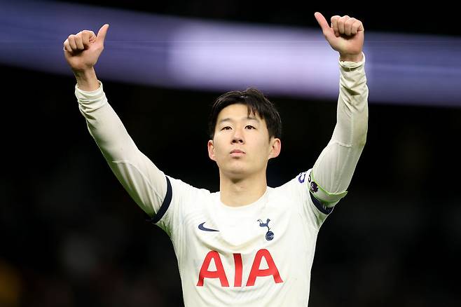 韓 축구 ‘초대박’ 사건, 6개월 만에 친정팀 낭만 복귀 이뤄질 수도…‘비시즌 기간 단기 임대이적 가능’ 손흥민, 올겨울 토트넘 리턴 가능성