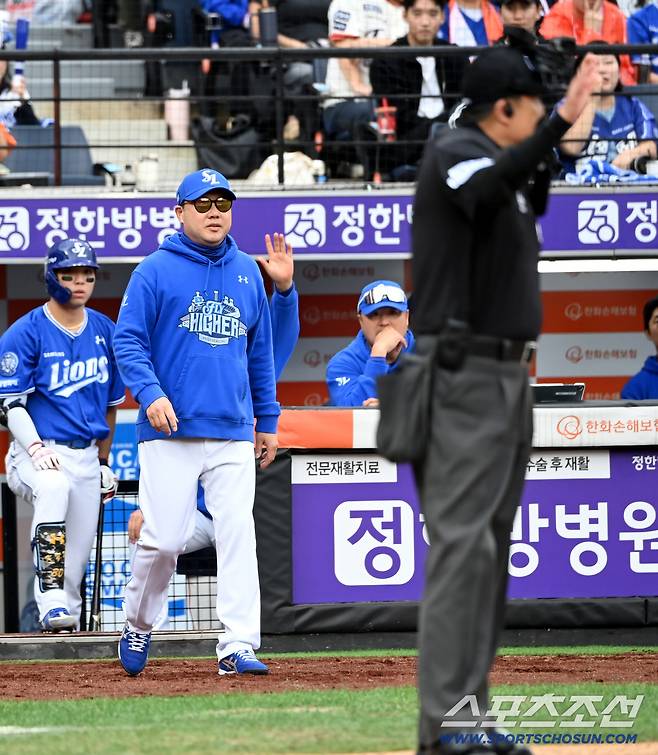 시간을 단축시켜야지...애초에 말도 안됐던 규정, 구자욱-폰세 싸움만 붙였다 [PO1 현장]
