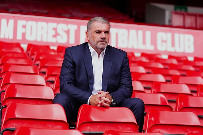 [공식발표]'패패무무패패패패' 손흥민 없이 '0승'→39일 만에 경질 확정...포스테코글루, 노팅엄 역사상 최악의 감독 등극