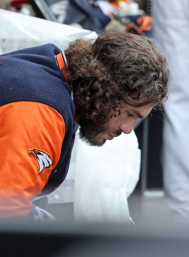 ‘야구에 만약은 없지만...’ 삼성 가라비토가 홈이 아닌 1루로 던졌다면? PO 1차전 승부를 가른 결정적 한 장면