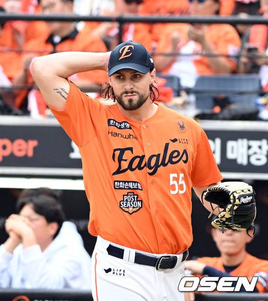 한화 시즌 때 이런 적 없었는데…폰세-와이스 11실점이라니, 결국 또 류현진이 해줘야 한다 [PO2]