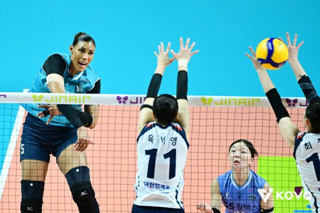 '이럴수가' GS칼텍스 대이변, 개막전서 우승 후보 IBK 3-1 제압... 쿠바 특급 29점 맹폭 [MD장충]