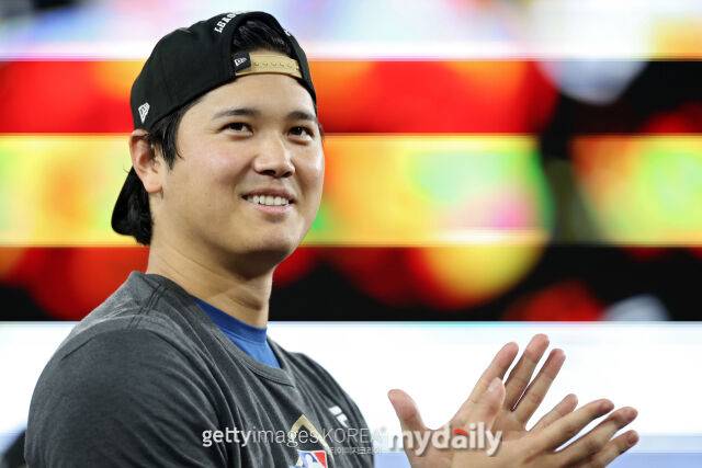 “오타니, 지구상 가장 위대한 선수…한번도 보지 못한 퍼포먼스” 다저스 WS 이끈 3홈런+KKKKKKKKKK에 美경악