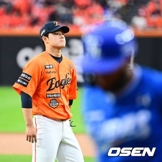 '1승1패' 한화 선택의 기로, 삼성이 가장 두려운 투수인데…3차전 불펜이냐, 4차전 선발이냐 '가을 운명 좌우할 문동주 활용법'