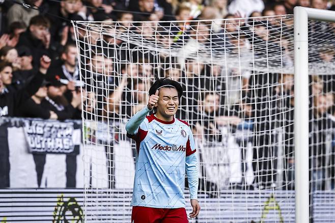 ‘미쳤다’ 우에다, 전반 45분만 뛰고 해트트릭···벌써 리그 11호 ‘득점 선두 질주’ 평점 10점 만점