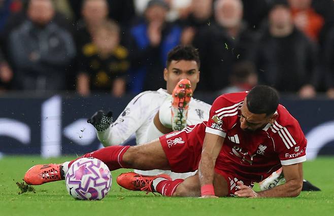 박수 받으며 떠난 손흥민이 대단했다...부진→부진→또또 부진, 살라 리버풀 최악의 선수 등극 '4연패 원흉'