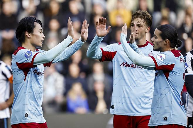 '골골골골골골골골골골골' 한국엔 이런 선수 없나...일본 최대 약점까지 사라졌다, 미친 득점력 아시아 최강 스트라이커 탄생