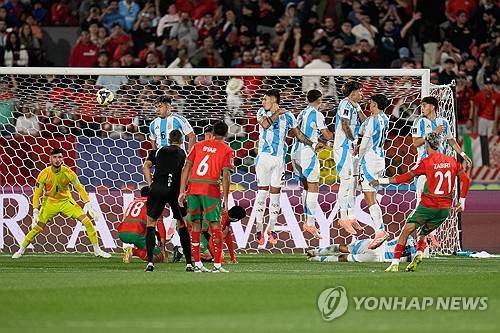 한국 울리더니 세계 축구사 바꿨다…'카타르 4강' 모로코, 아르헨 꺾고 U-20 첫 우승
