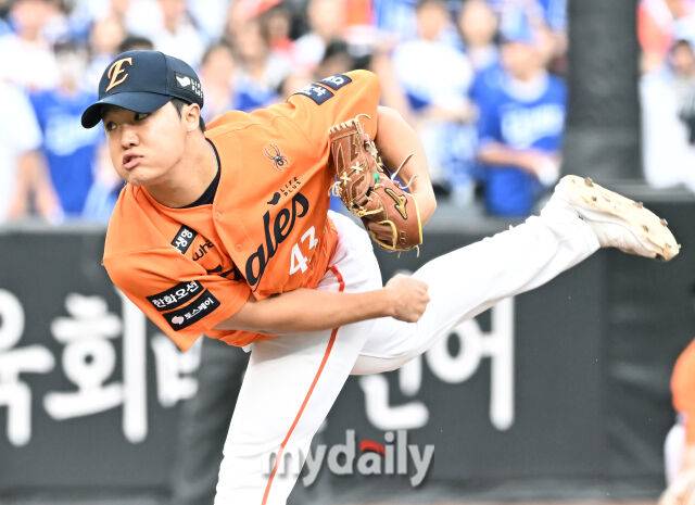 문동주가 사사키로 변신하면 한화 4차전 선발은 154km 정우주? 김경문은 2007 KS 4차전을 기억한다