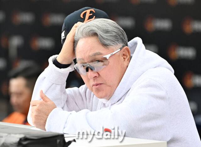 문동주가 사사키로 변신하면 한화 4차전 선발은 154km 정우주? 김경문은 2007 KS 4차전을 기억한다