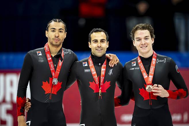 '금금금금금' 대회 최초 기록 수립→韓 남자 쇼트트랙 '최대 위협' 등장...'191cm 거구' 단풍국 괴물, 밀라노 끝판왕 예고