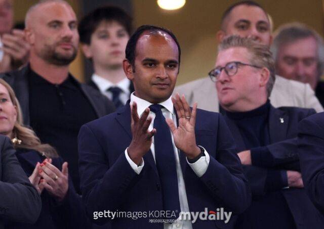 '손흥민 동상 건립하나' 토트넘 입장 180도 선회…신임 CEO