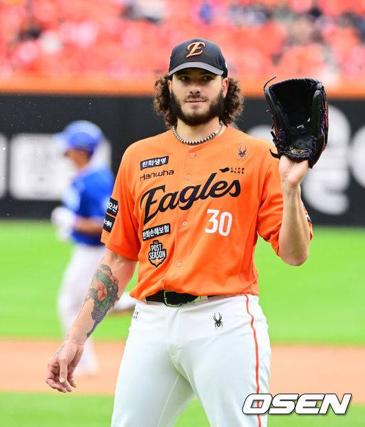 '이럴 수가' 폰세 6실점, LG 1선발은 깨달음을 얻다. “그는 최고 투수, 야구는 어떤 일이든 일어날 수 있다”