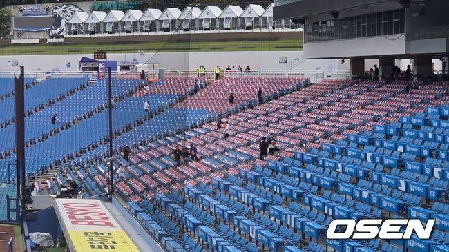 '이럴 수가' 대구 푸른 라팍이 '오렌지색'으로 바뀌다...또 회장님 선물인가, '오렌지 물결' 재현되나