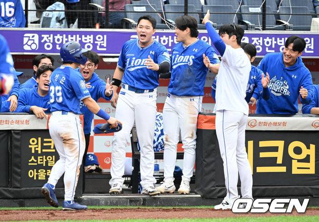 삼성 자신감 대단하네, 좌완 류현진 나오는데…좌타자 7명 그대로 '고정 라인업' 가동했다 [PO3]