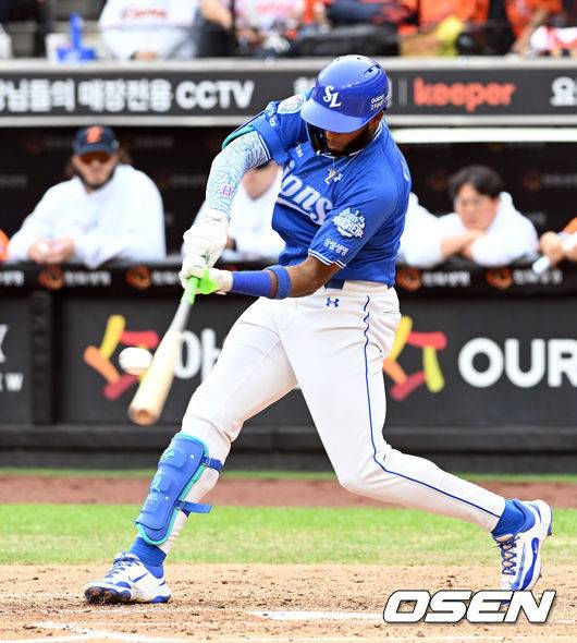 삼성 자신감 대단하네, 좌완 류현진 나오는데…좌타자 7명 그대로 '고정 라인업' 가동했다 [PO3]