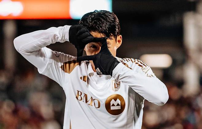 우승 위해 도망친 케인보다 SON, 동상의 주인은 이미 정해졌다…화려한 런던 컴백+초특급 예우 기다려져