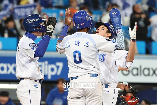 '한화 19년 만에 KS 진출 1승 남았다' 문동주 157km 구원 대성공…류현진 홈런→홈런 난타, 하지만 노시환 역전포 터졌다