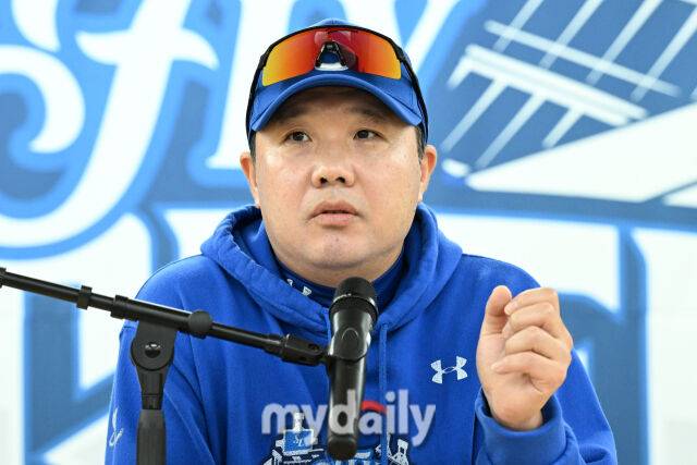 '2승 ERA 0.64' 한화 킬러였던 에이스의 배신…박진만 감독