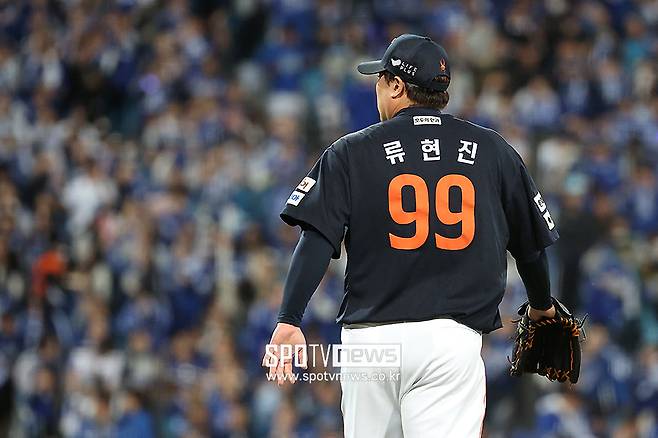 박용택도 “전성기 느낌” 감탄했는데, 결국은… 류현진마저 세월 못 이기나, KS서 만회할까