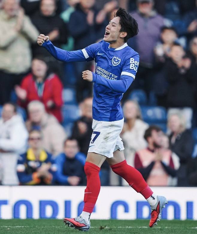 韓 축구와 인연 끝난 토트넘, 다시 왼쪽에 한국인 쓴다…