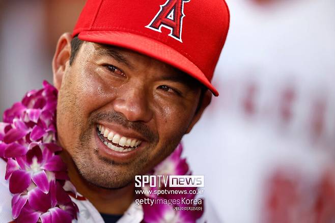 10년만 뛰고 은퇴하려다, 아내에게 떠밀려 현역 16년→푸홀스 제치고 LAA 감독까지