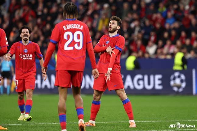 '이강인 27분' PSG 무려 7골 폭발, 레버쿠젠 완파... UCL 3전 전승+뎀벨레 부상 복귀포