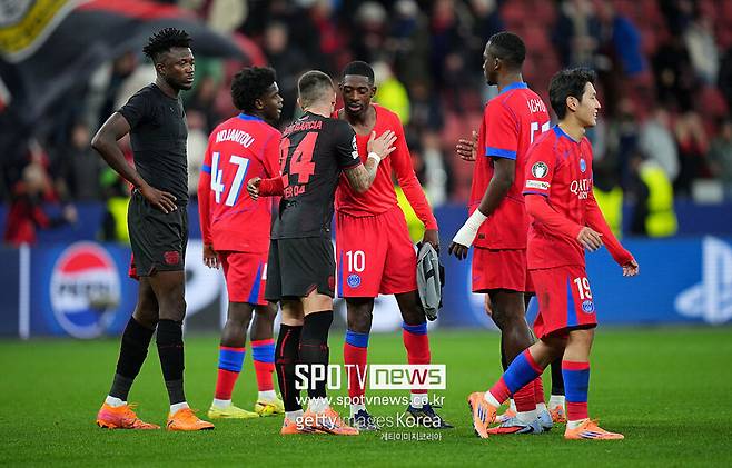 [UCL REVIEW] 이강인 27분 '골골골골골골골' PSG, 레버쿠젠 원정서 7-0 대승…이강인 챔스 전경기 출전 행진