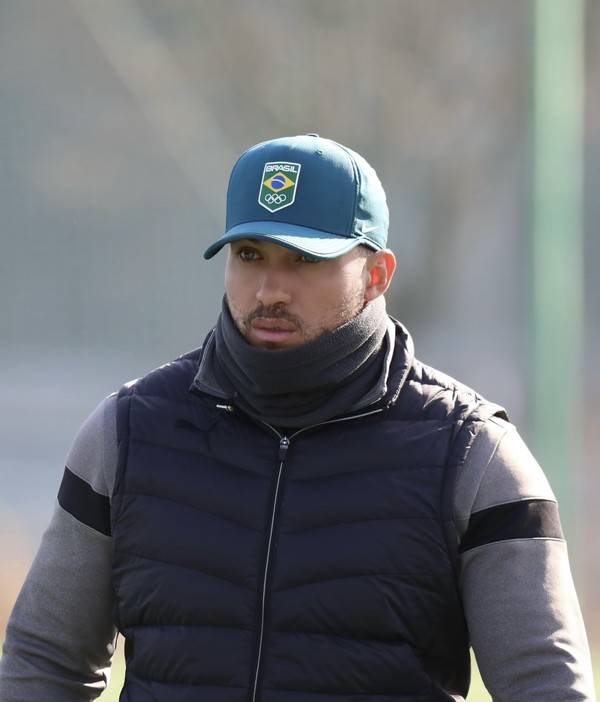 ② 브라질 출신 귀화 코치