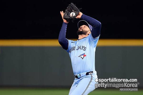 오타니·야마모토·사사키만 있는 줄 알았는데...알고 보니 이 선수도 일본계였다? WS 출전하는 카이너 팔레파, 日은 축제 분위기